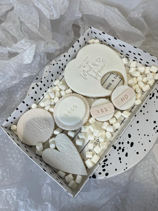 Maid of Honour Proposal Biscuit Box